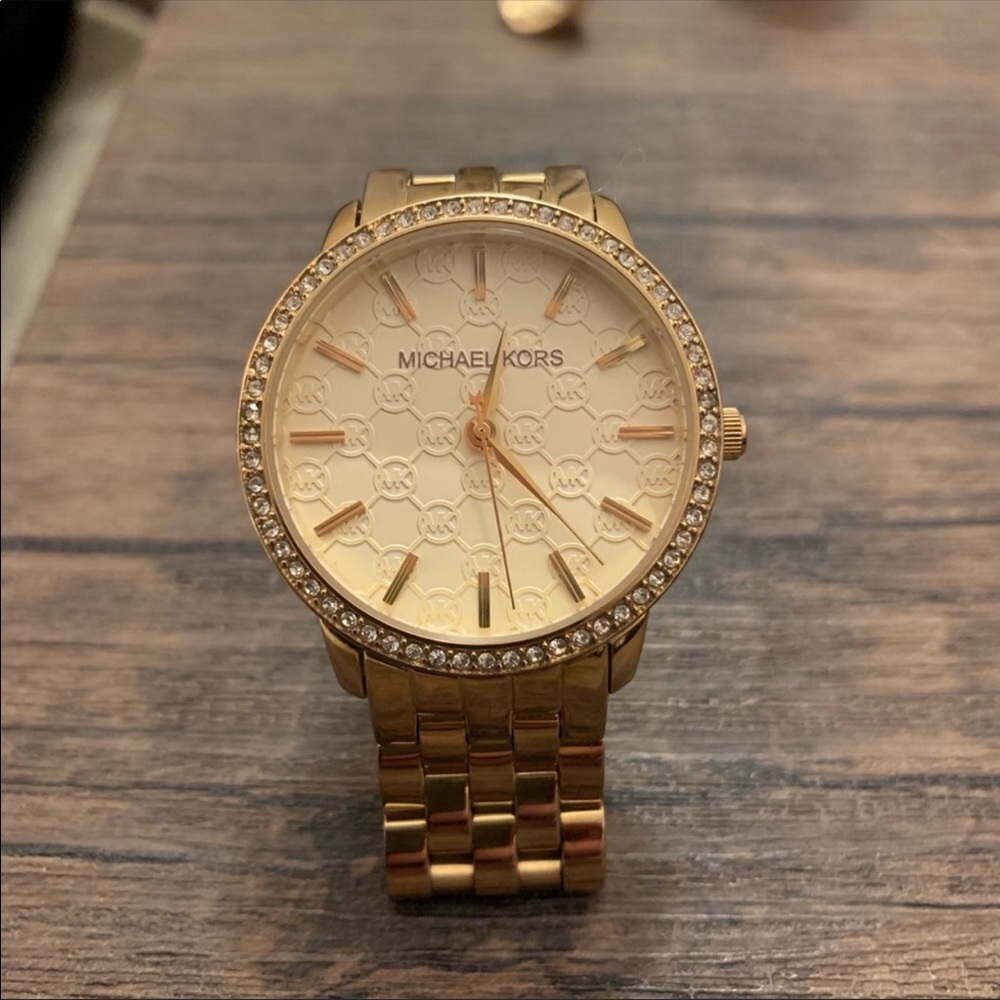Michael Kors Crystal Watch - Picture 2 of 3